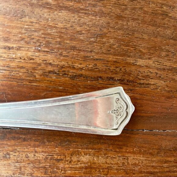 Set of 2 R & B A1 Dinner Spoons, Manor Pattern - Picture 12 of 13